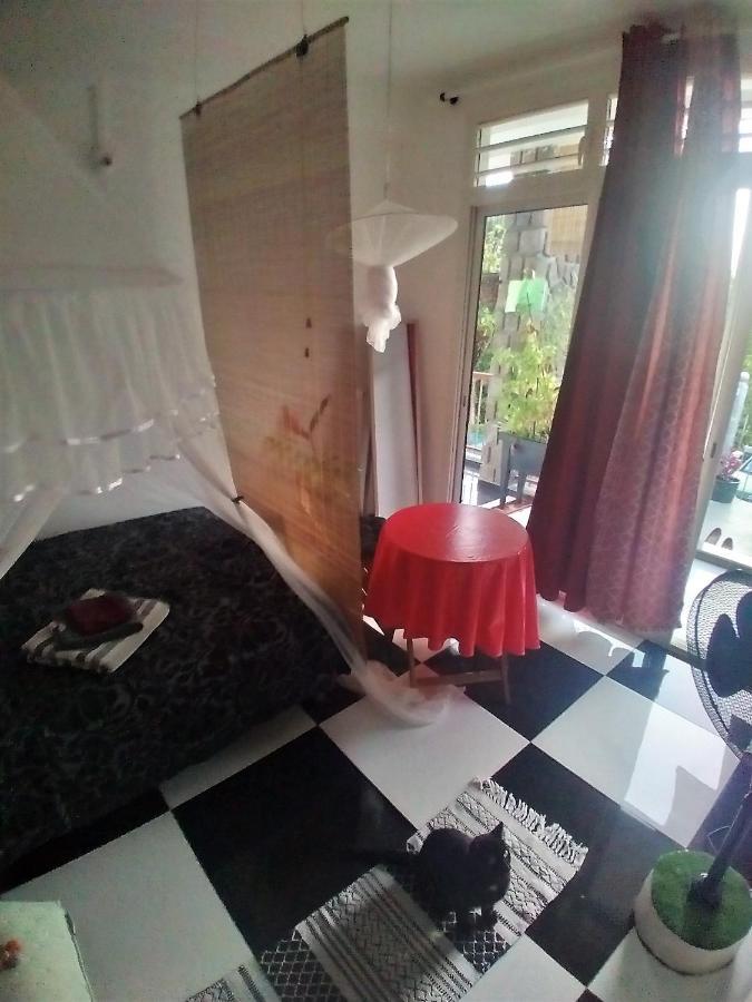 Chambre Avec Cuisine Et Sdb Semi-Privatives Separees Dans Un Ecrin De Verdure Les Abymes Exteriér fotografie